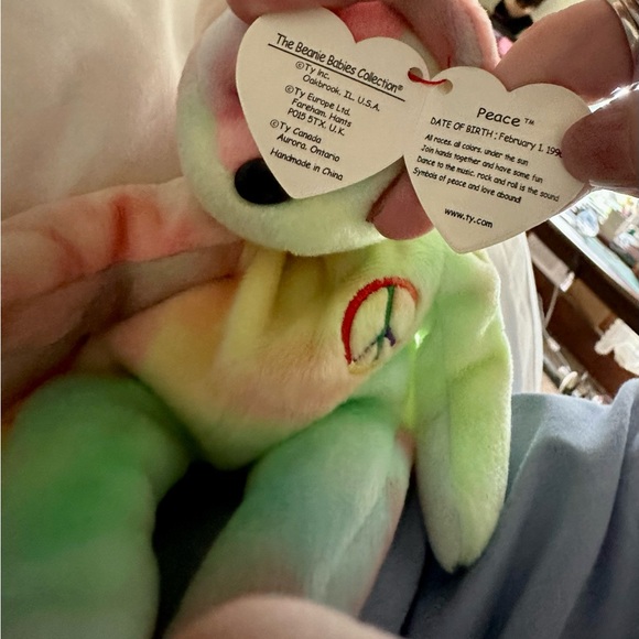 1996 NWT “Peace” Ty Beanie Baby… authentic and never played with. - Picture 6 of 10